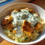 miski z kurczakiem po grecku z orzo i tzatziki to uczta