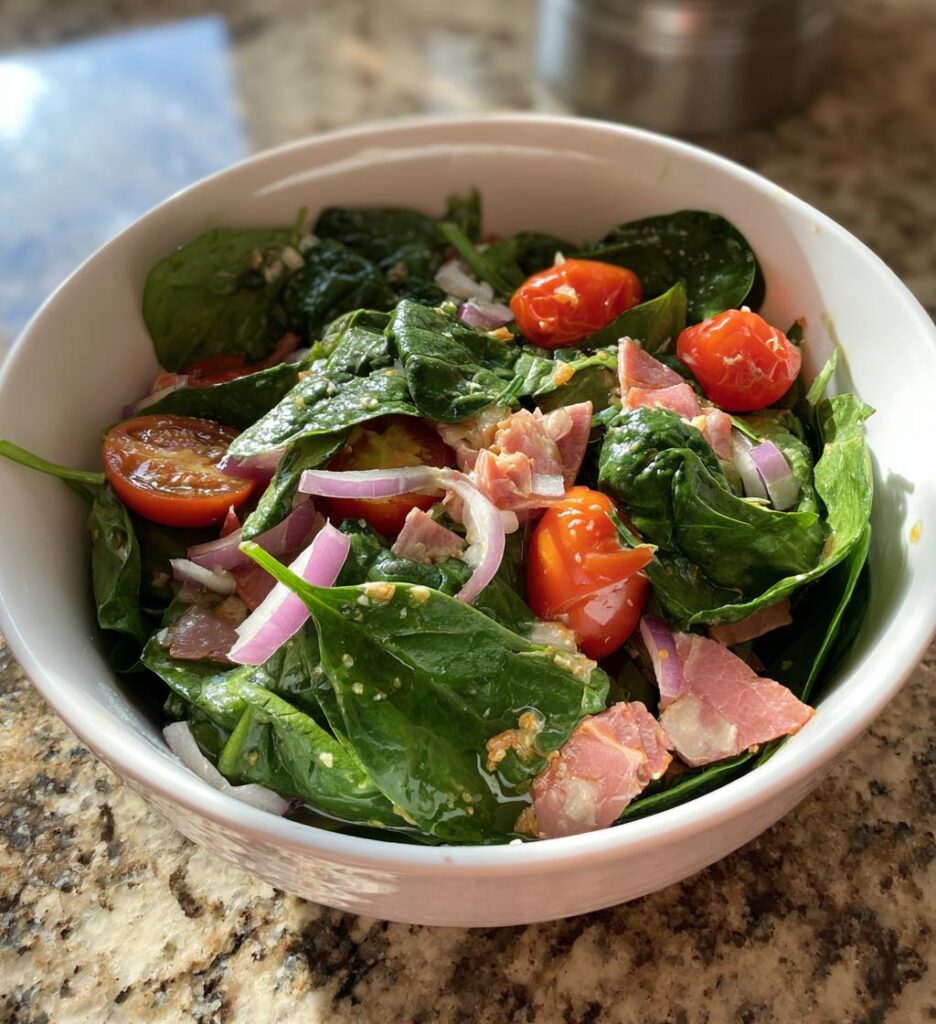 salatka z quiche z szynka i szpinakiem