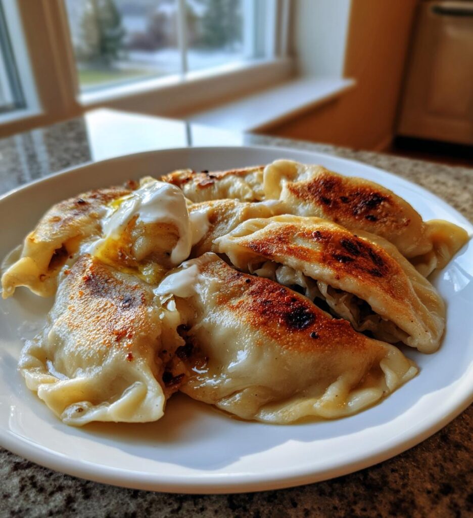 pierogi z kapustą i grzybami